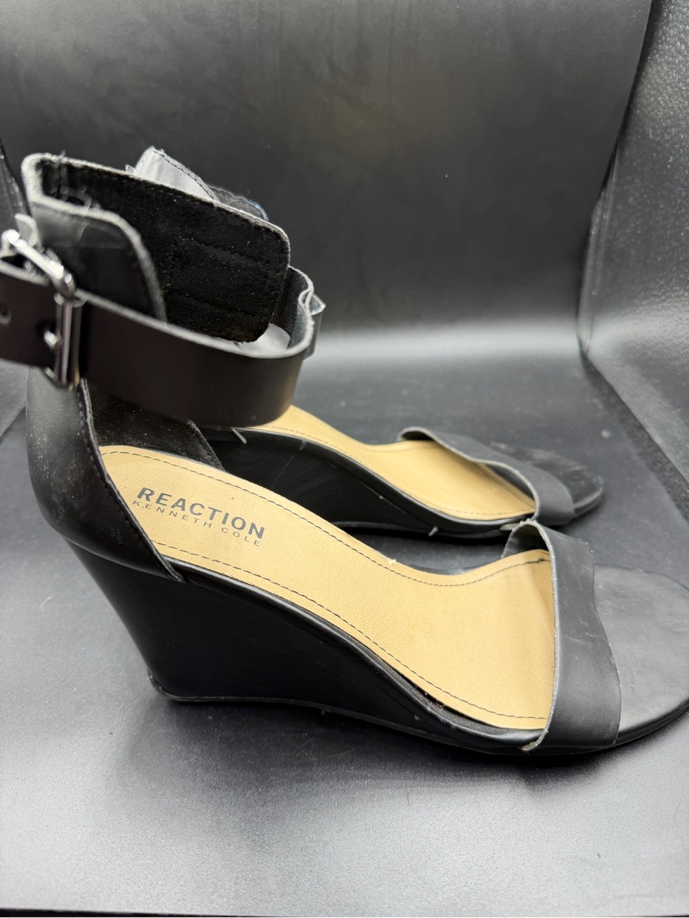 Reaction Kenneth Cole Black Ankle-Strap Wedge Sandals